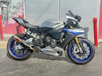 2017 yamaha yzf-r1m