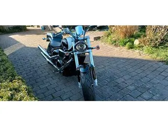 suzuki intruder m800