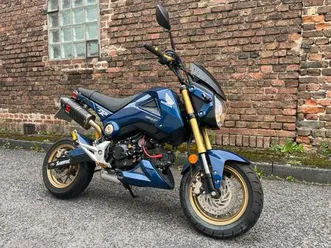 honda msx 125 mit akrapovic auspuff und umbauten