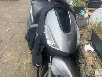 grijze scooter piaggio fly - — scooters | piaggio — marktplaats