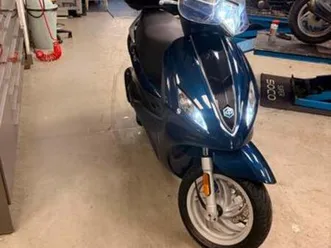 pia fly - zo goed als nieuw, onderhouden — scooters | piaggio — marktplaats