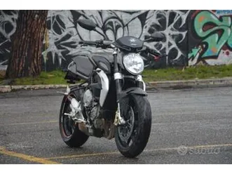 mv agusta brutale 675 rate permute garanzia