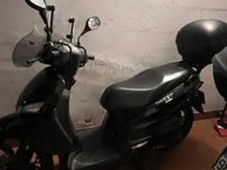 motorino 50 peugeot tweet