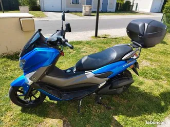 scooter yamaha nmax tbe