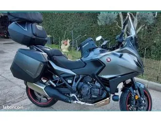 honda nt 1100 boite auto/séquentielle dct 01/2023 - 6950kms avec pack voyage honda