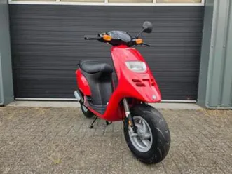 piaggio tph 2t 50cc brom bj 2002 rood 4889 km nette staat! — scooters | piaggio — marktplaats