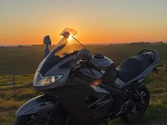 triumph sprint st 1050