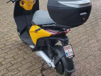 electric scooter