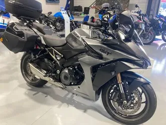 suzuki gsx-s 1000 gt 2025 1000 cm3 | moto sportive | 1 650 km | gris | 08000 charleville mezieres