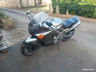 vend moto 600zzr