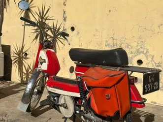 mobylette peugeot 104