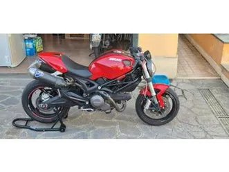 ducati monster 696+ - 2009