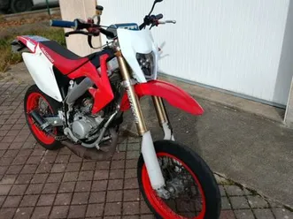 honda hm cre six compétition