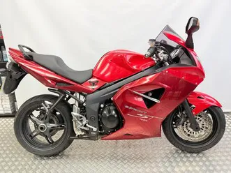 triumph sprint st 1050 1050 cc