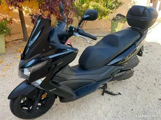 scooter kymco 300 x-town