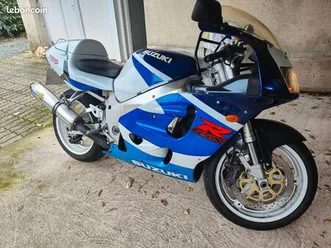suzuki gsxr 750 srad 99