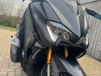 ② tmax 560 tech max 2020 met 36.000 km