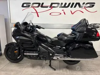 honda gl 1800 gold wing