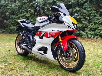 yamaha yzf-r7