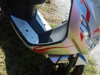 vend peugeot kisbee rs 2t 2017