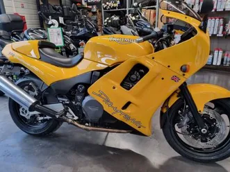 triumph 900 daytona 1994 900 cm3 | moto sportive | 55 701 km | jaune | 77140 nemours