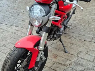② ducati monster 796