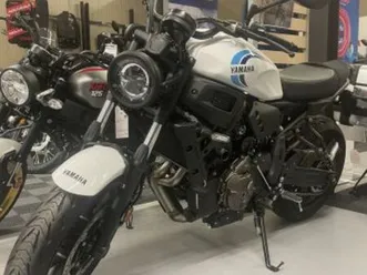 yamaha xsr 700 35kw 2025 700 cm3 | moto roadster | 151 km | blanc | 73540 la bathie