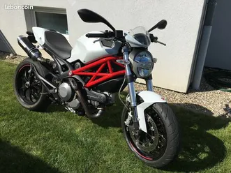 ducati monster 796