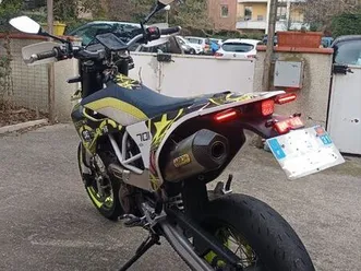 701 supermot husqvarna