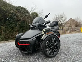 ② can-am spyder f3-s * akrapovic * brembo