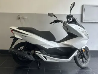 honda pcx (18 meses garantia) ajuda