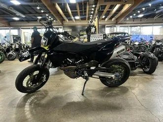 2021 husqvarna supermoto 701