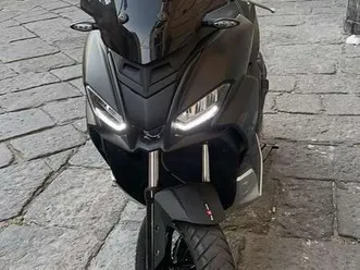 aprilia sr gt 125