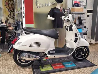 vespa gts super 300 hpe abs/asr euro 5 bianco