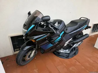 honda cbr 1000f