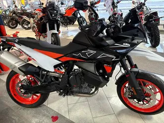moto neuve: ktm 890 smt