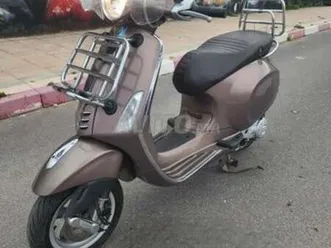 vespa primavera 4t 50 neuf