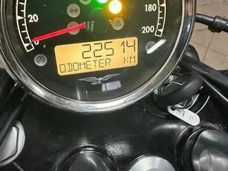 moto guzzi v9 bobber bj. 2023