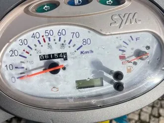 mota 50 cc impecável carcavelos e parede