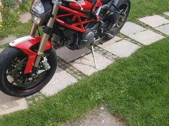 ducati monster 1100 evo