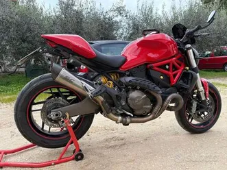 ducati monster 821