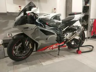 aprilia - rsv 1000 r