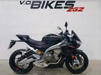 aprilia - tuono 660