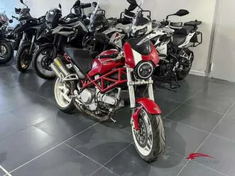 ducati monster 600 rosso