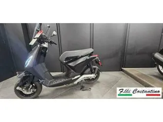 piaggio - 1 - active