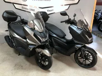 kymco skytown 125i abs euro 5+ , beide farben