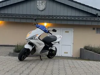 peugeot jet force roller 8000km, papiere komplett