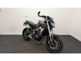 yamaha mt-09 ** 12 months mot - black widow exhaust - abs **