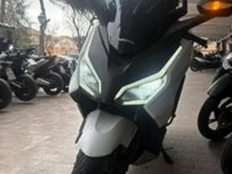 honda forza 350 de luxe bianco