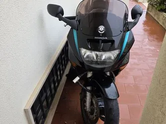 honda cbr 1000f 98 alhos vedros